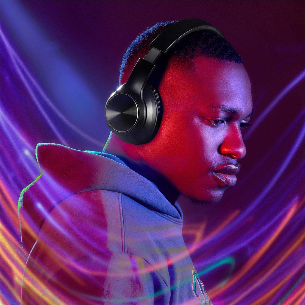 Swiss Cougar Stuttgart Active Noise-Cancelling Bluetooth Headphones-16